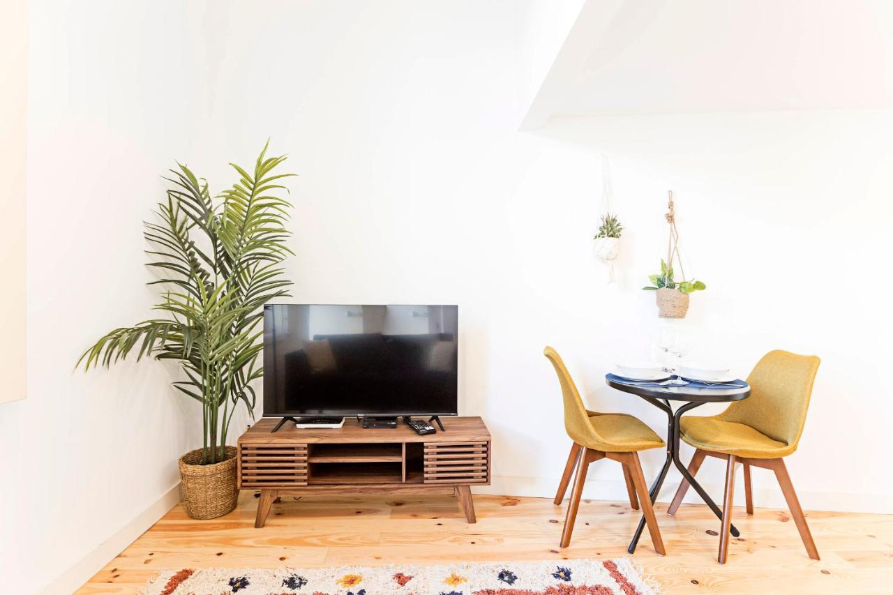 Lovelystay - Vila Burgaes OOporto Esterno foto